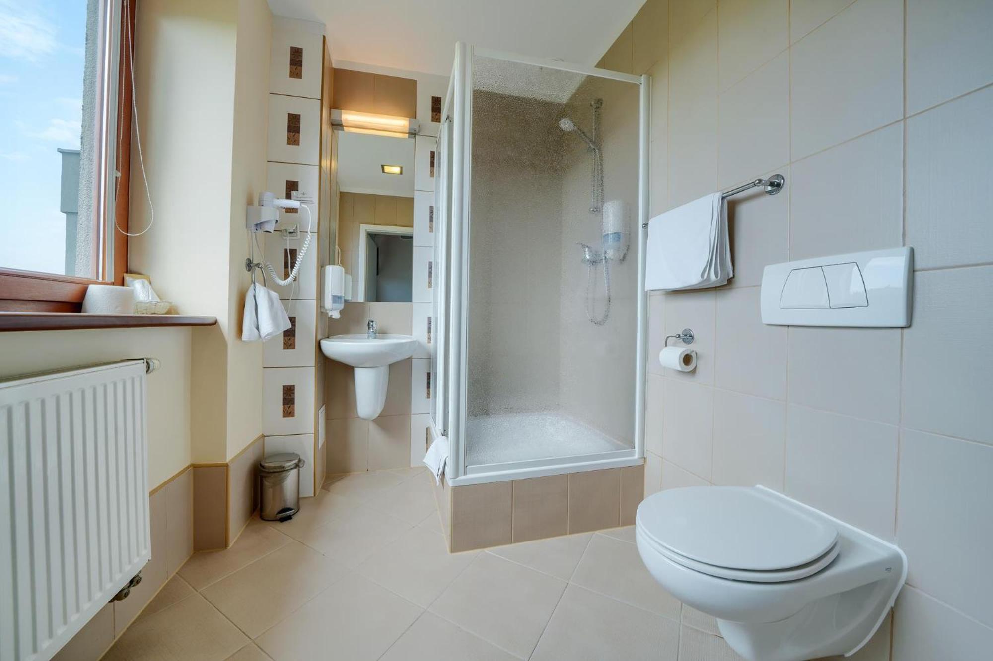 Hotel Aviator Kamien Slaski 외부 사진