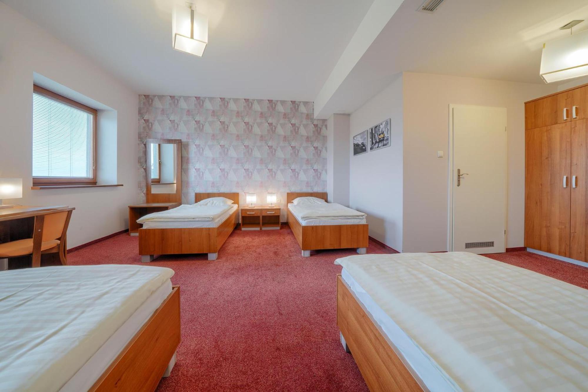 Hotel Aviator Kamien Slaski 외부 사진