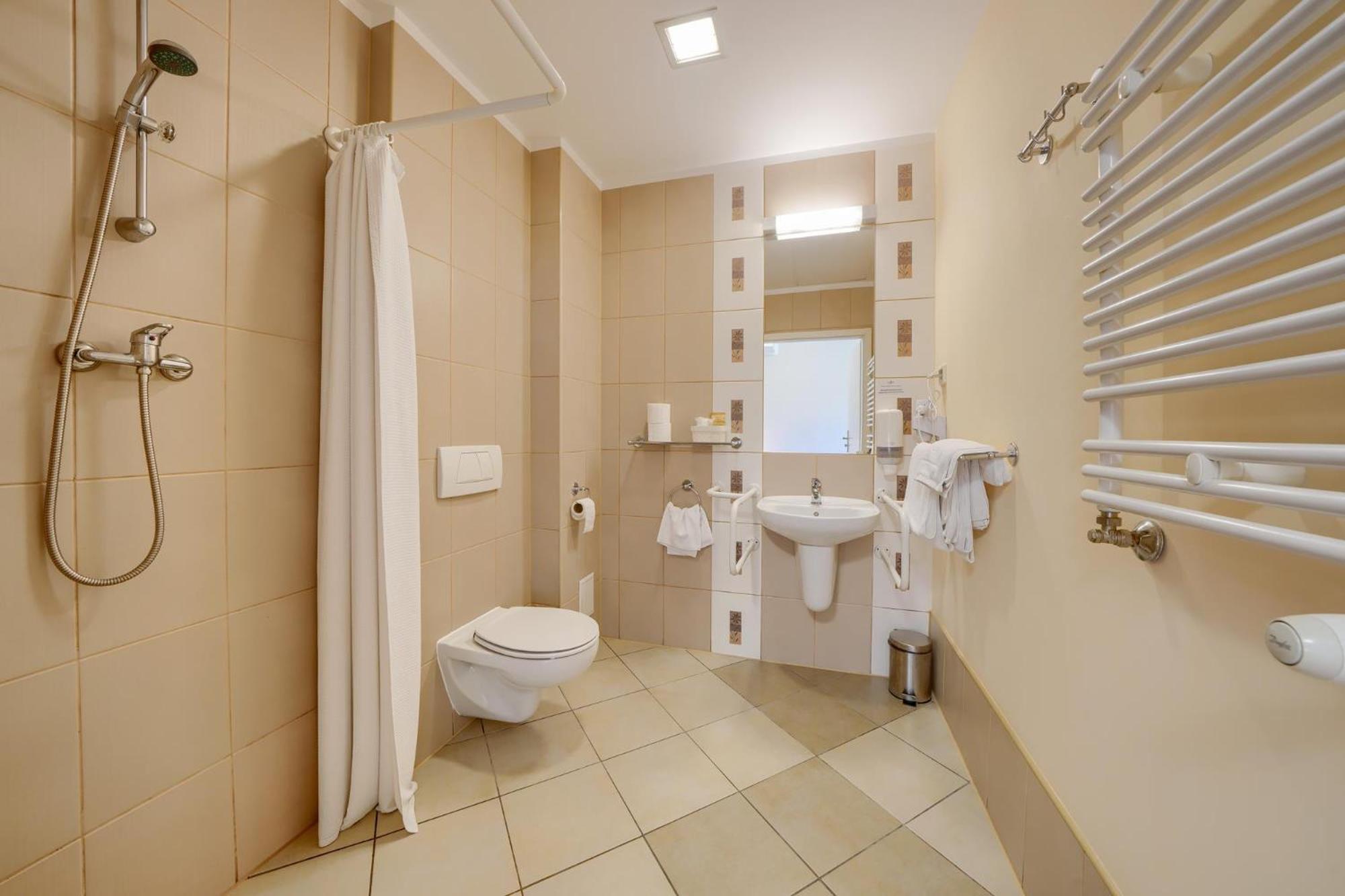 Hotel Aviator Kamien Slaski 외부 사진
